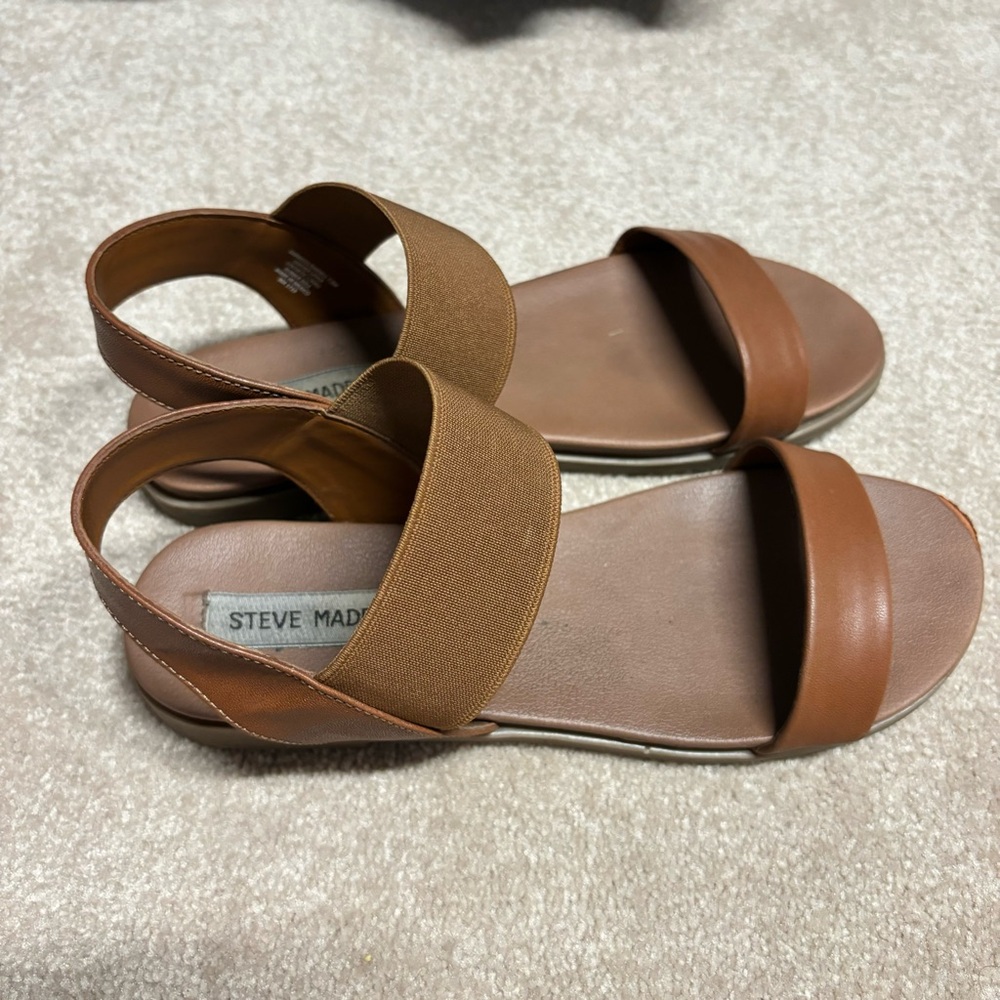 Steve Madden sandals 7.5